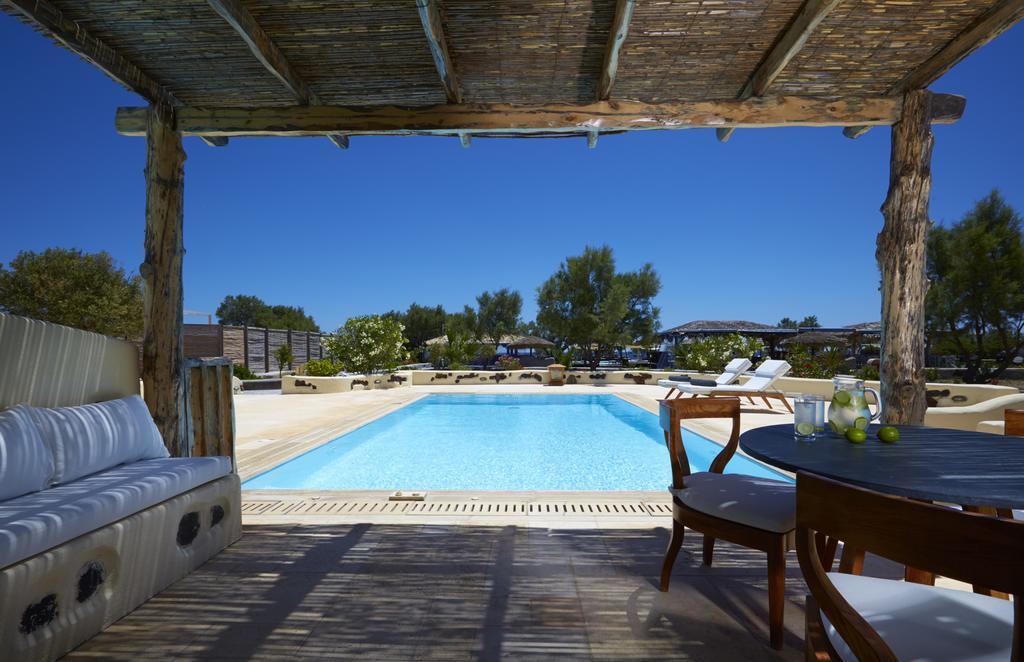 Black Rose Beach Suites ペリッサ エクステリア 写真